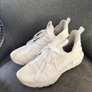 Under Armour Women's Cream Sneakers